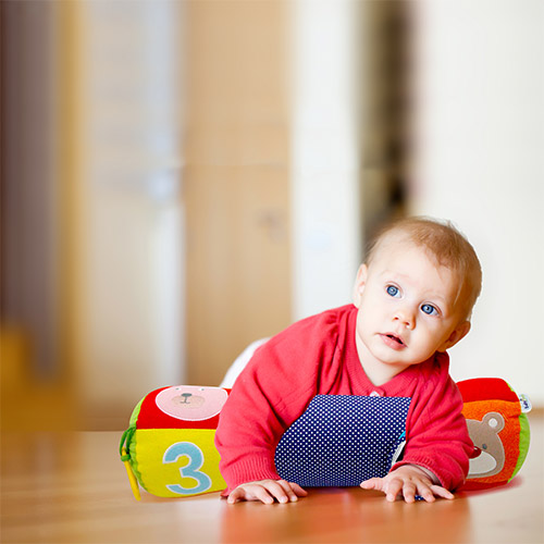 Baby 2025 crawling pillow